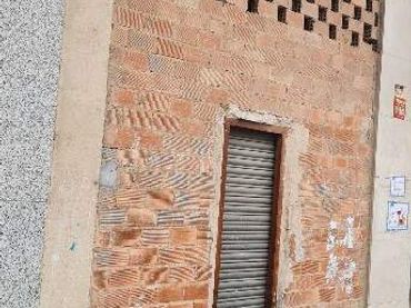 Local comercial de lloguer a Calle la Cigüeña