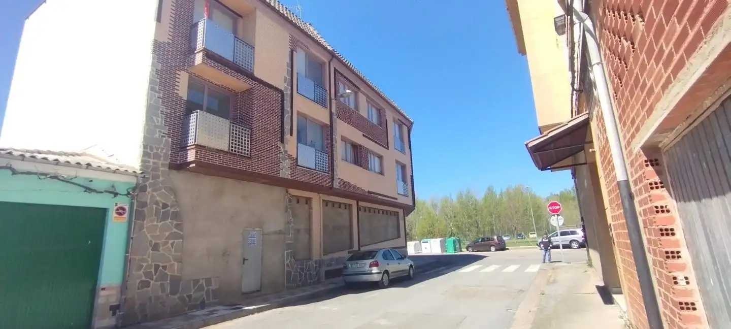 Local comercial en venda a Portillo, imagen 5