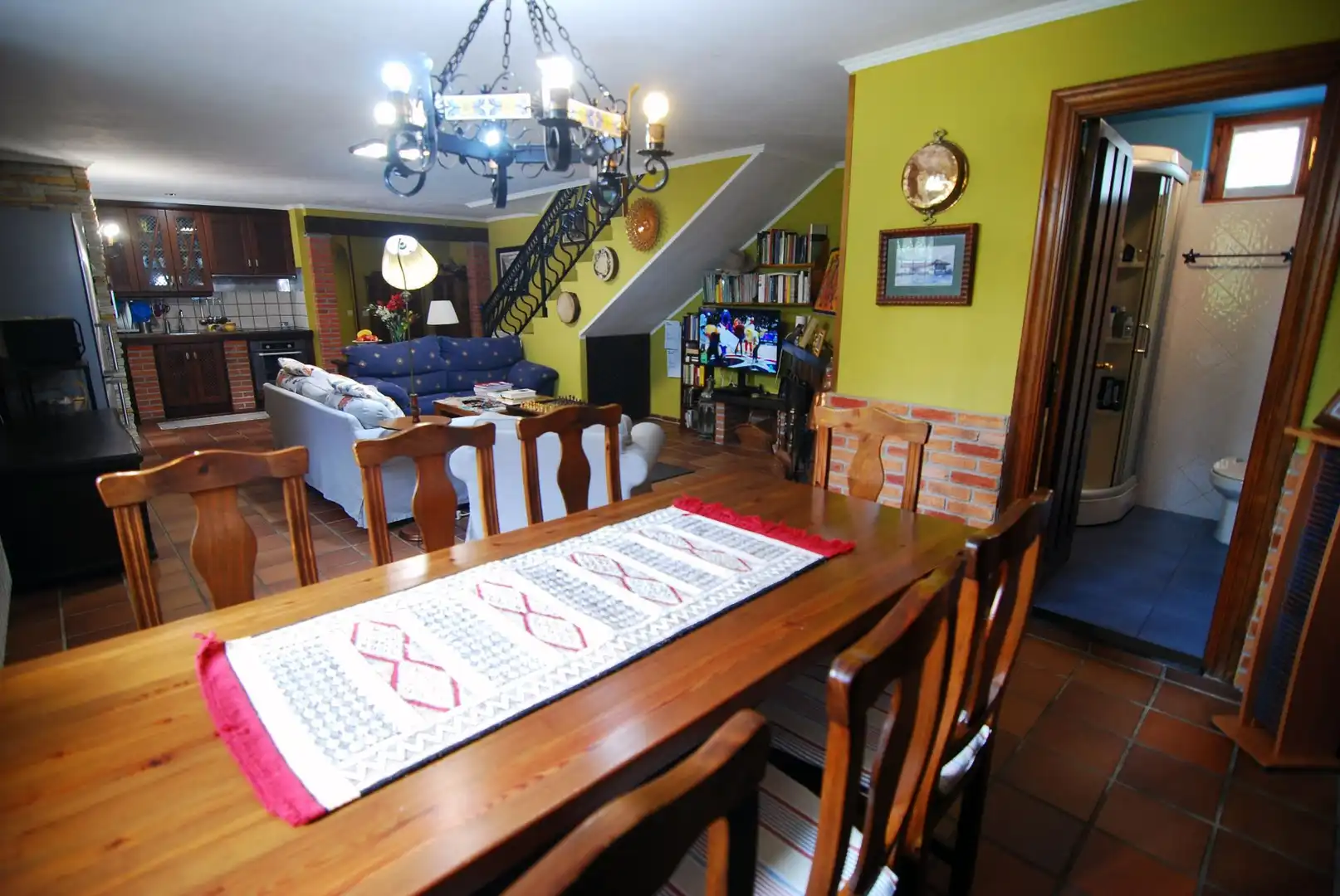 Comedor de Casa o chalet en venta en Cangas de Onís con Calefacción, Jardín privado y Amueblado