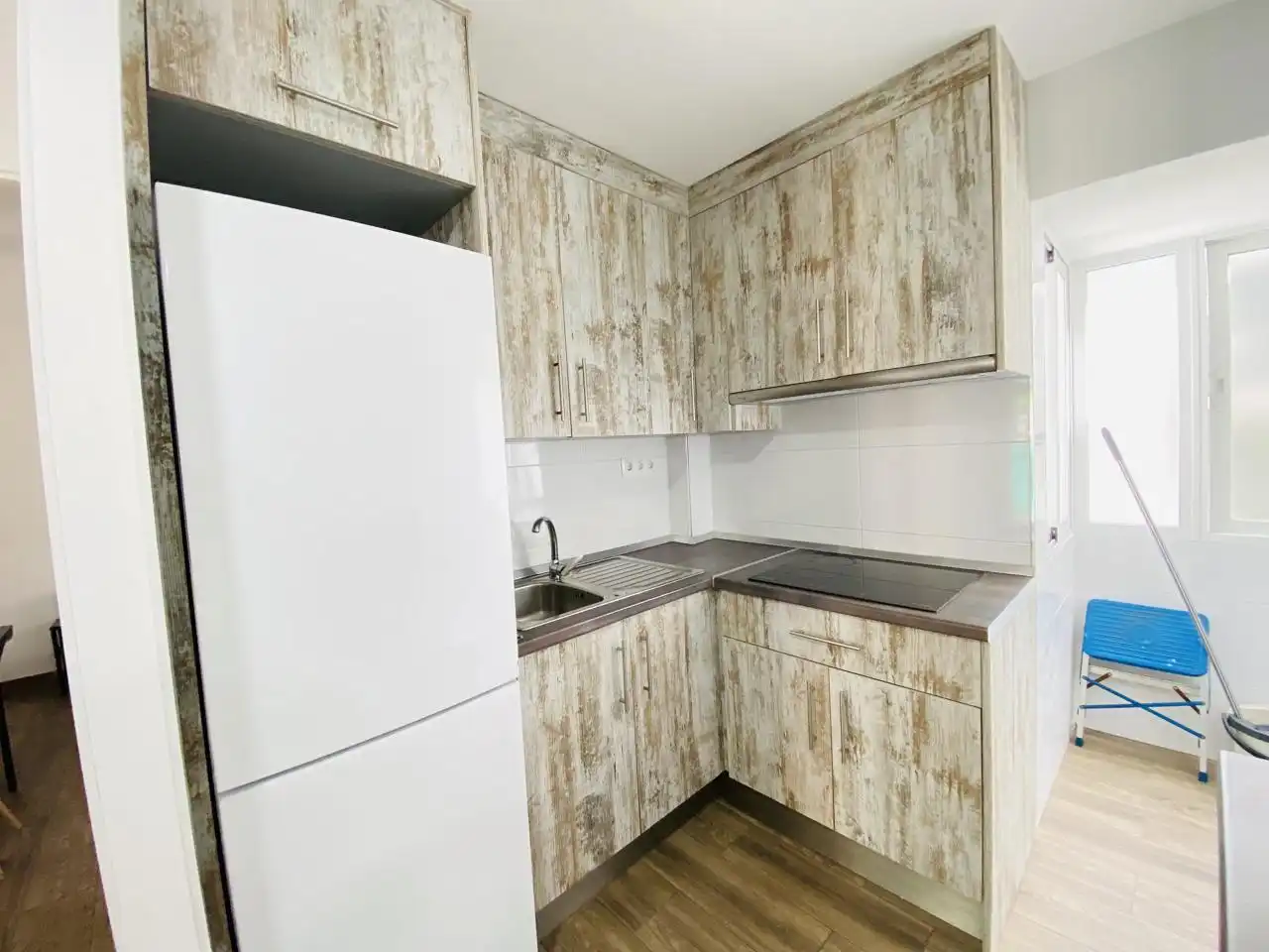 Kitchen of Flat for rent in Granada  with Air Conditioner, Furnished and Balcony