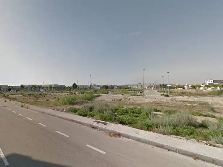 Wohnbaugrundstück zum Verkauf in Calle Vicente Hernandez Perez 4, imagen 3
