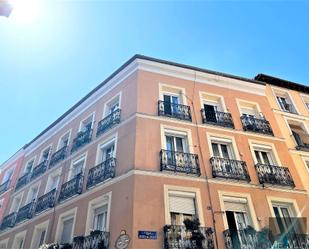 Exterior view of Flat to rent in  Madrid Capital  with Air Conditioner and Heating