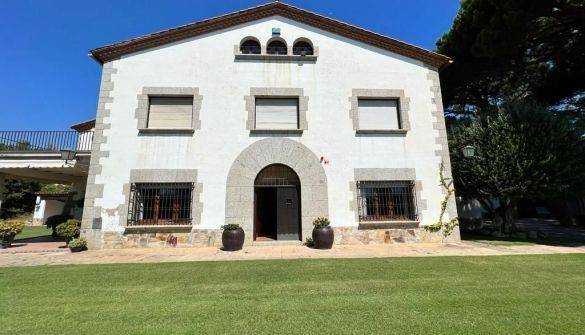 Casa-chalet en Venta en Bell - Aire