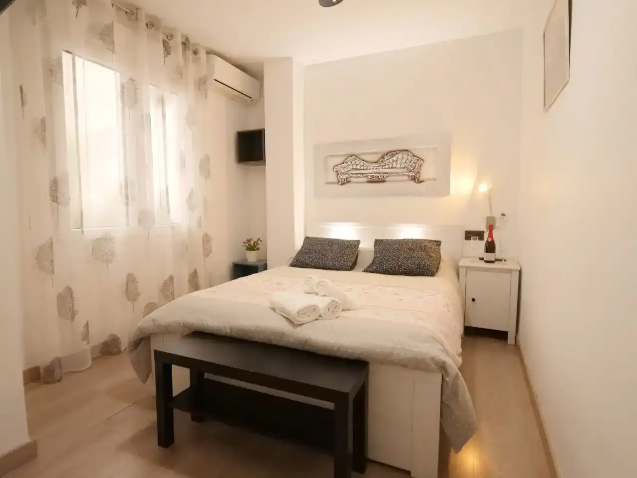 Schlafzimmer von Wohnung zur Miete in  Granada Capital mit Klimaanlage und Balkon