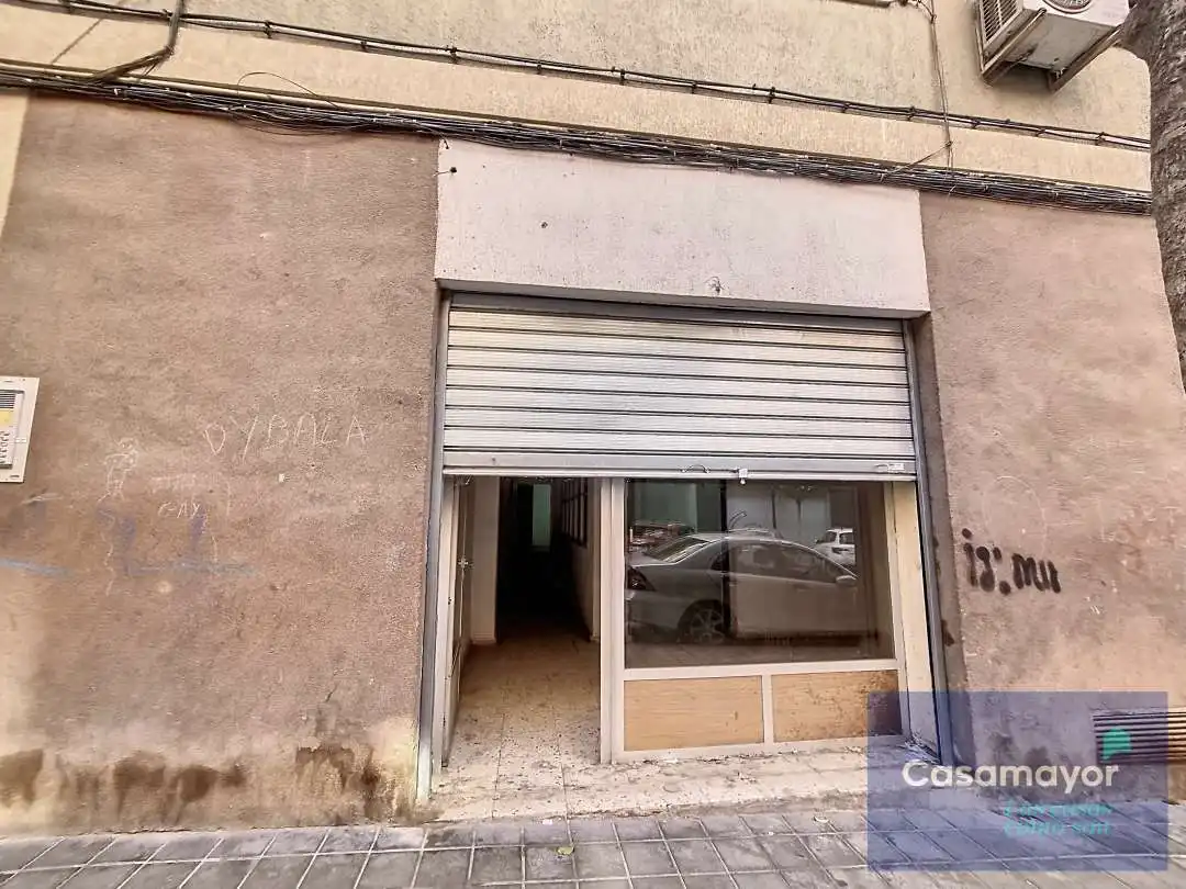 Local en venda a Calle de los Doscientos, 27, Benalúa