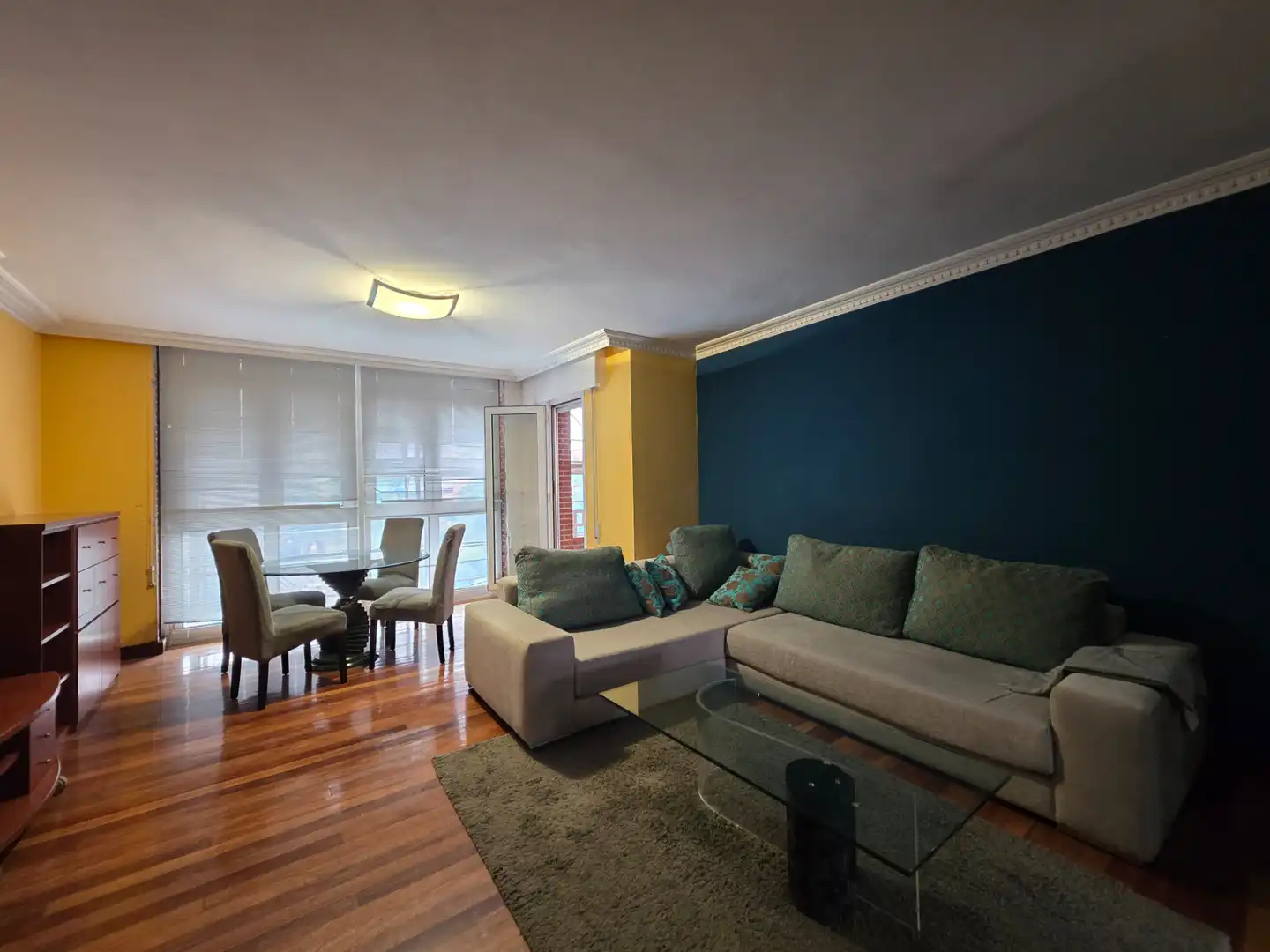 Wohnzimmer von Wohnung zur Miete in Castro-Urdiales mit Privatgarten, Terrasse und Schwimmbad