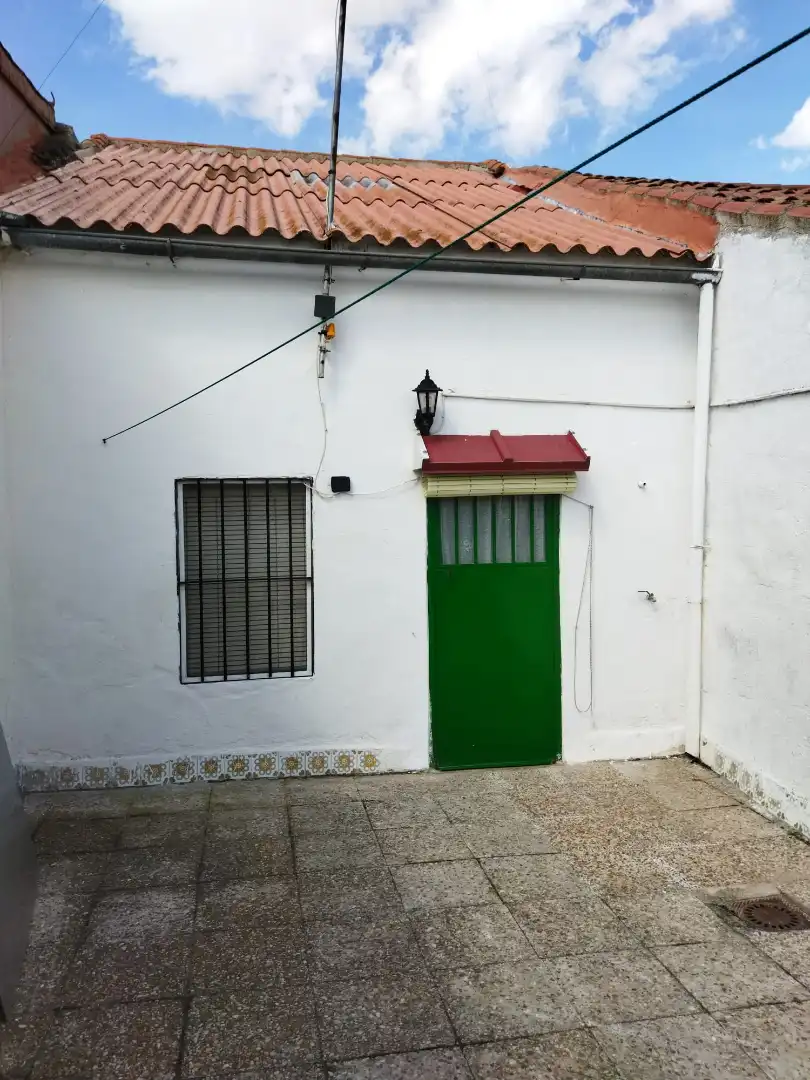 Vista exterior de Casa o chalet en venta en Adanero con Amueblado