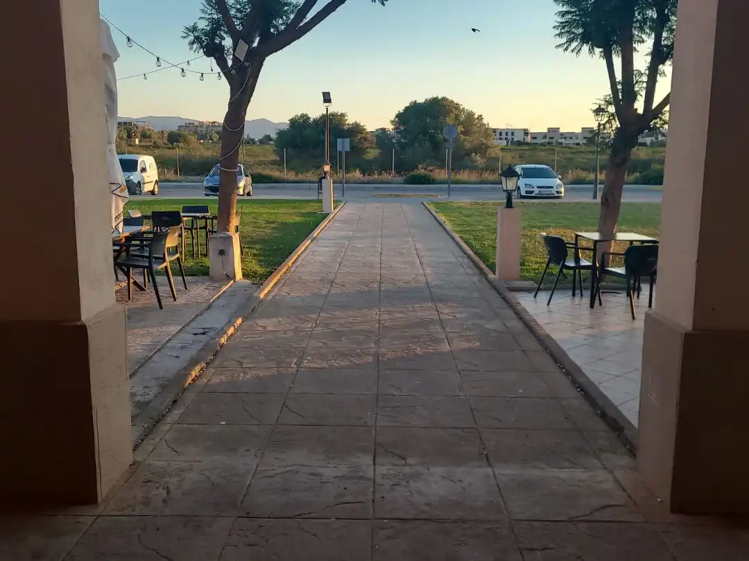 Terraza de Local en venta en San Jorge / Sant Jordi con Terraza y Alarma