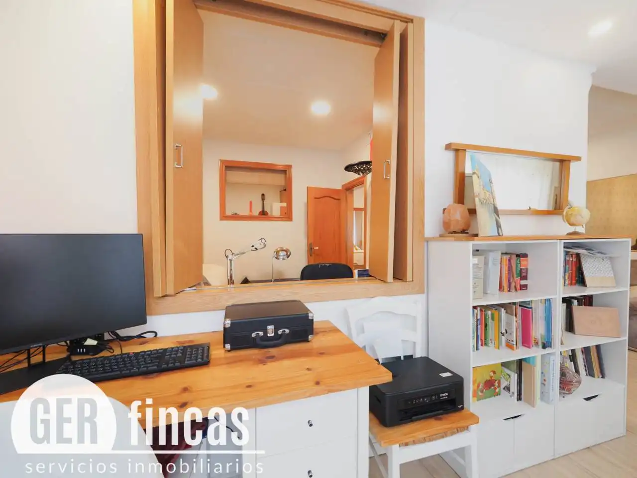 Flat with balcony for sale in Calle Travessera, imagen 8