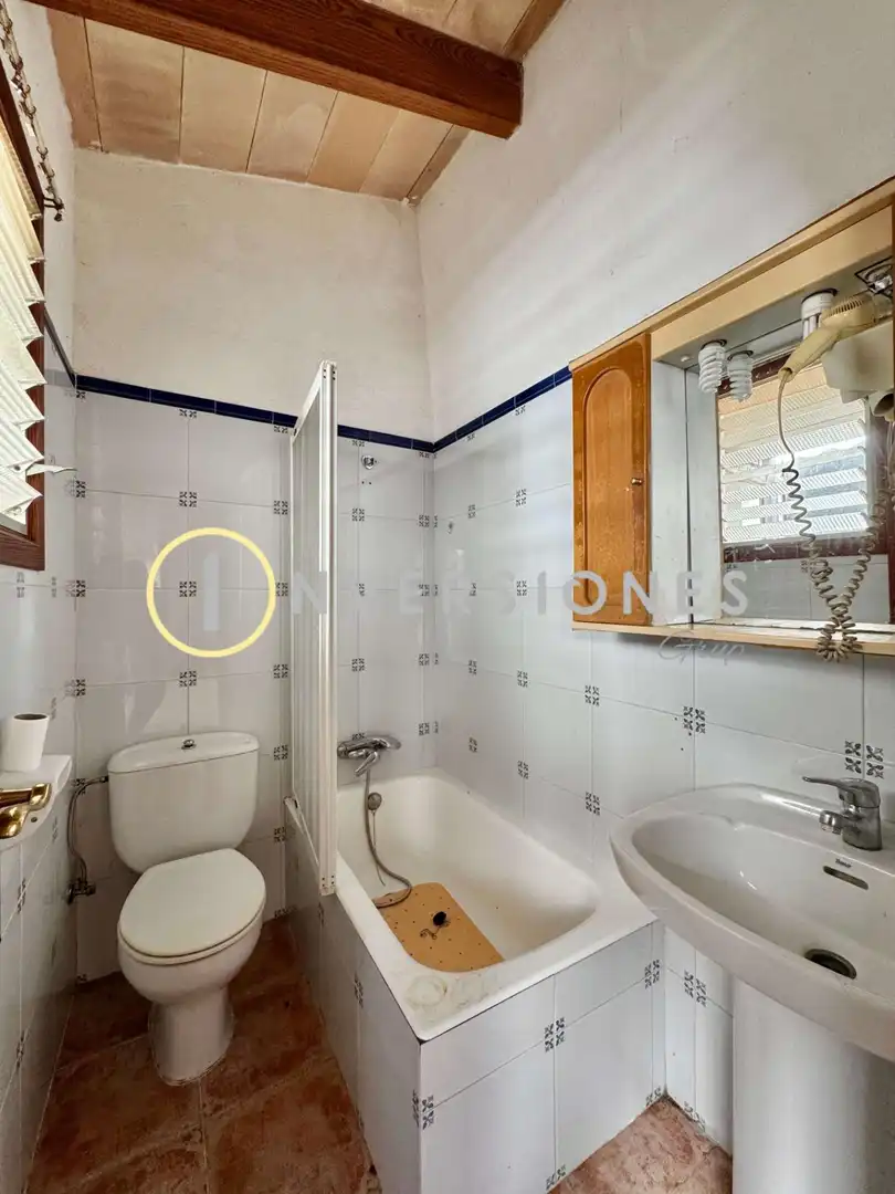 Baño de Local en venta en Artà con Terraza y Amueblado