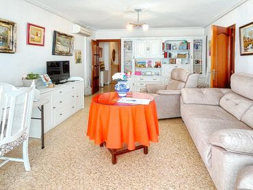 Appartamento con ascensore in vendita a Calle del Tordo