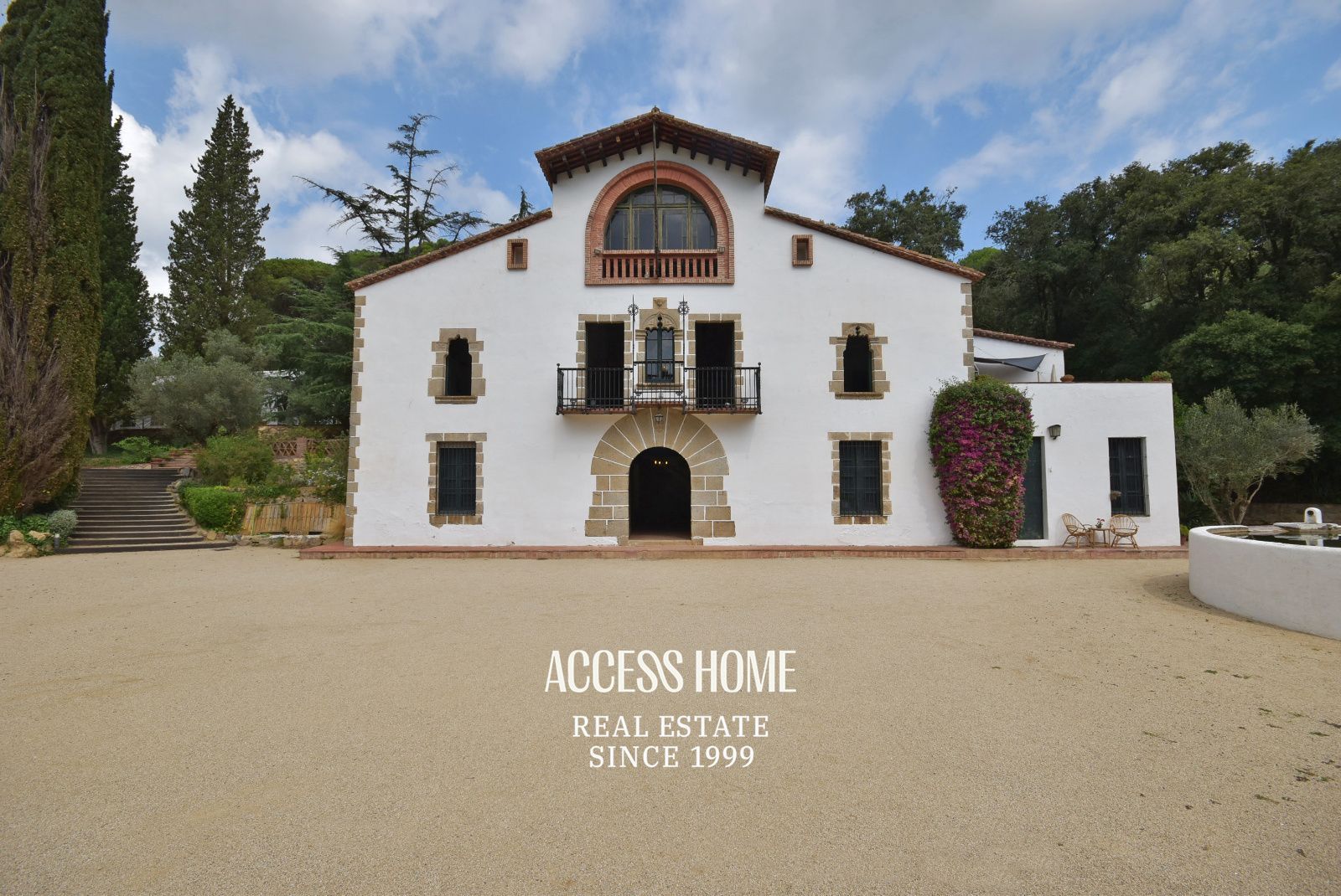 Außenansicht von Country house zum verkauf in Argentona mit Heizung