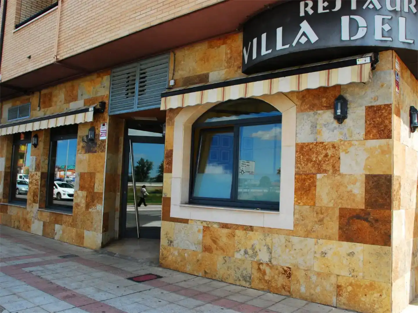Local en venta en Villaquilambre con Aire acondicionado y Amueblado
