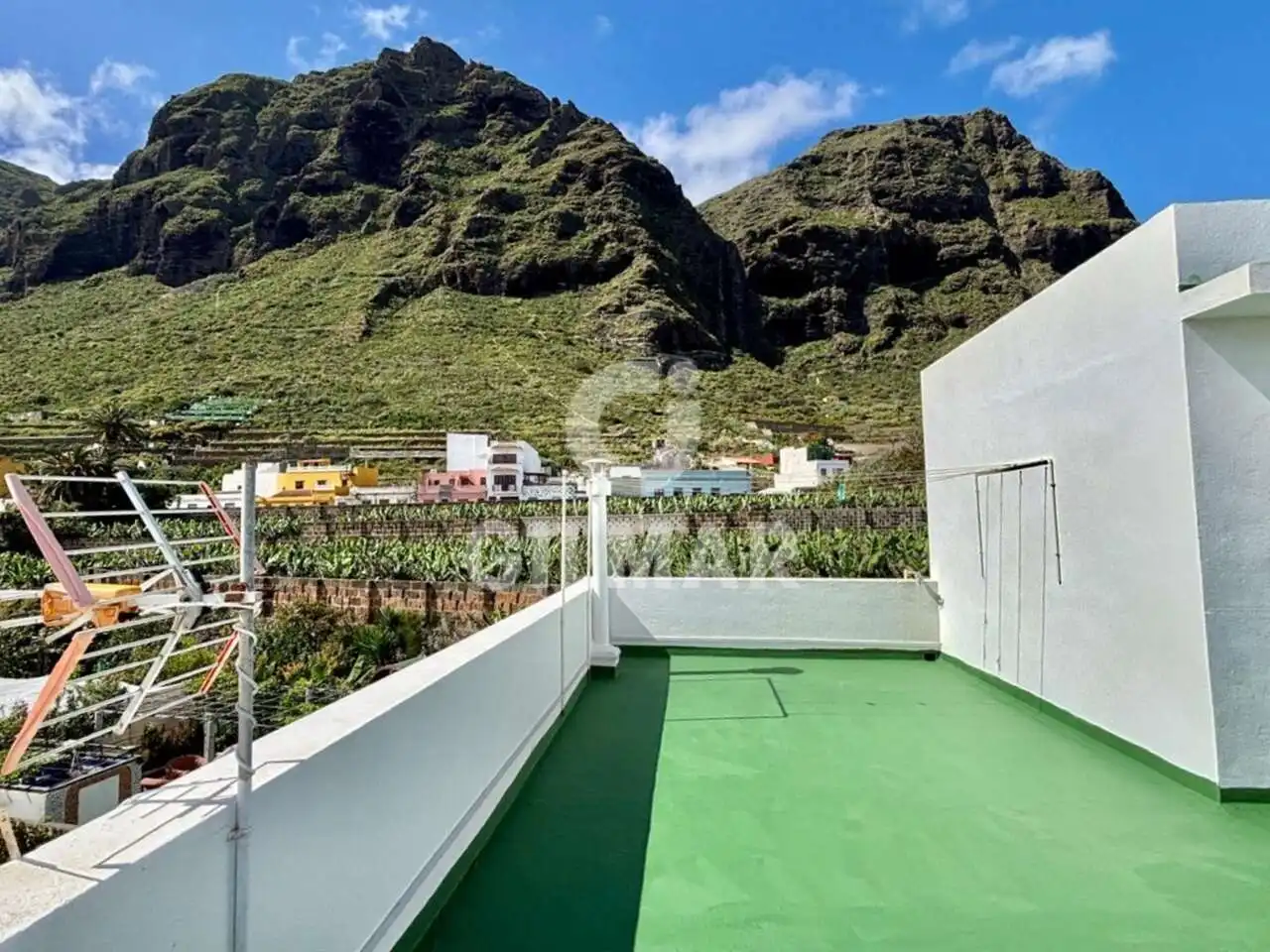 Vista exterior de Finca rústica en venda en Garachico amb Moblat