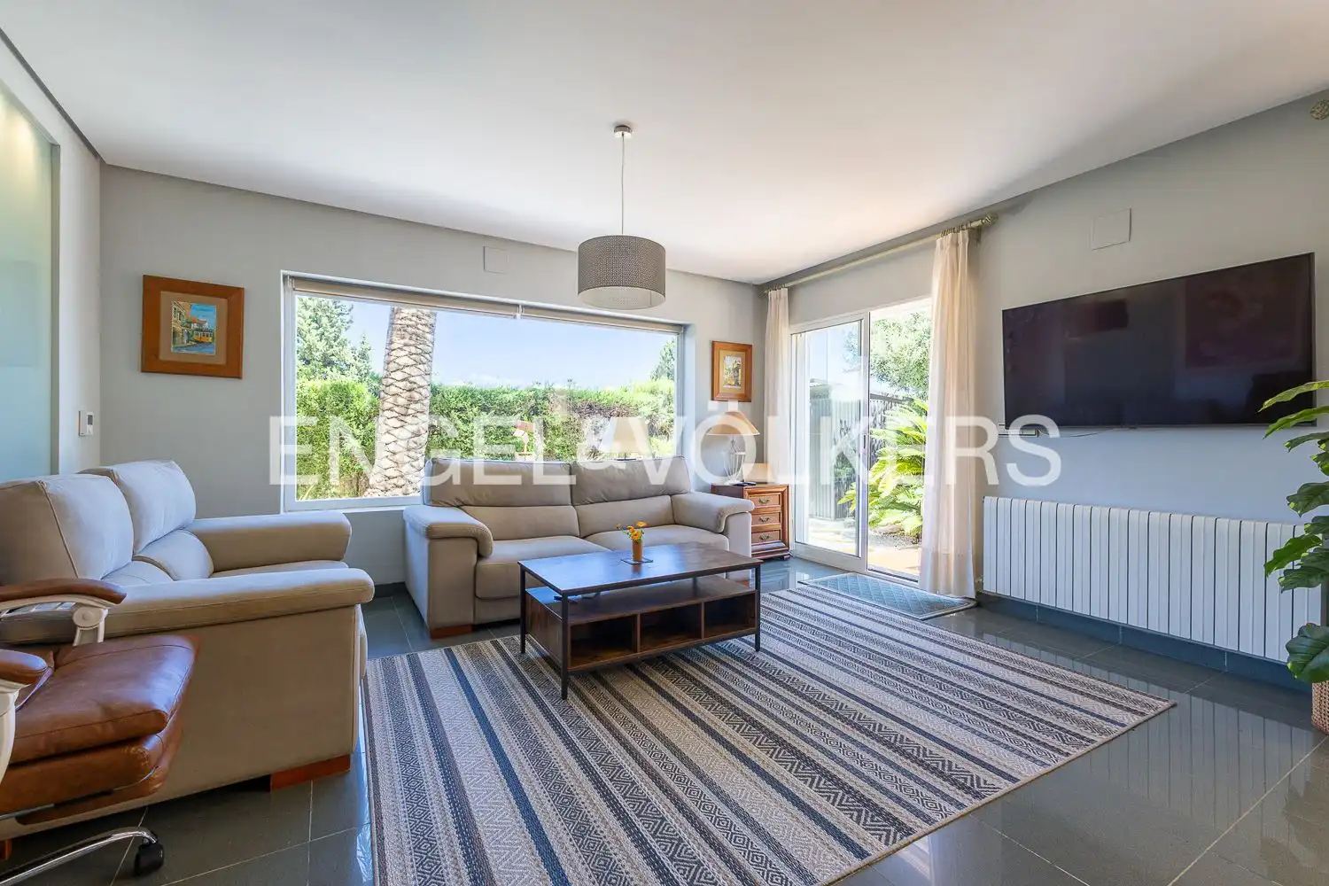 Sala de estar de Casa o chalet en venta en Dénia con Aire acondicionado, Calefacción y Jardín privado