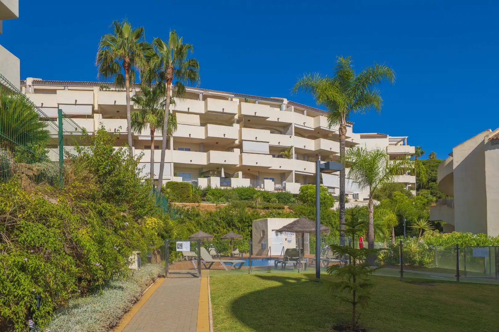 Exterior view of Apartments for sale in Marbella  with Air Conditioner, Heating and Terrace