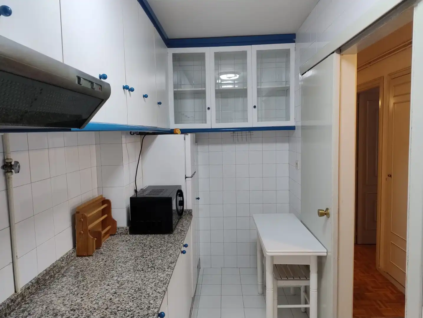 Kitchen of Flat for rent in Santiago de Compostela   with Heating, Storage room and Furnished