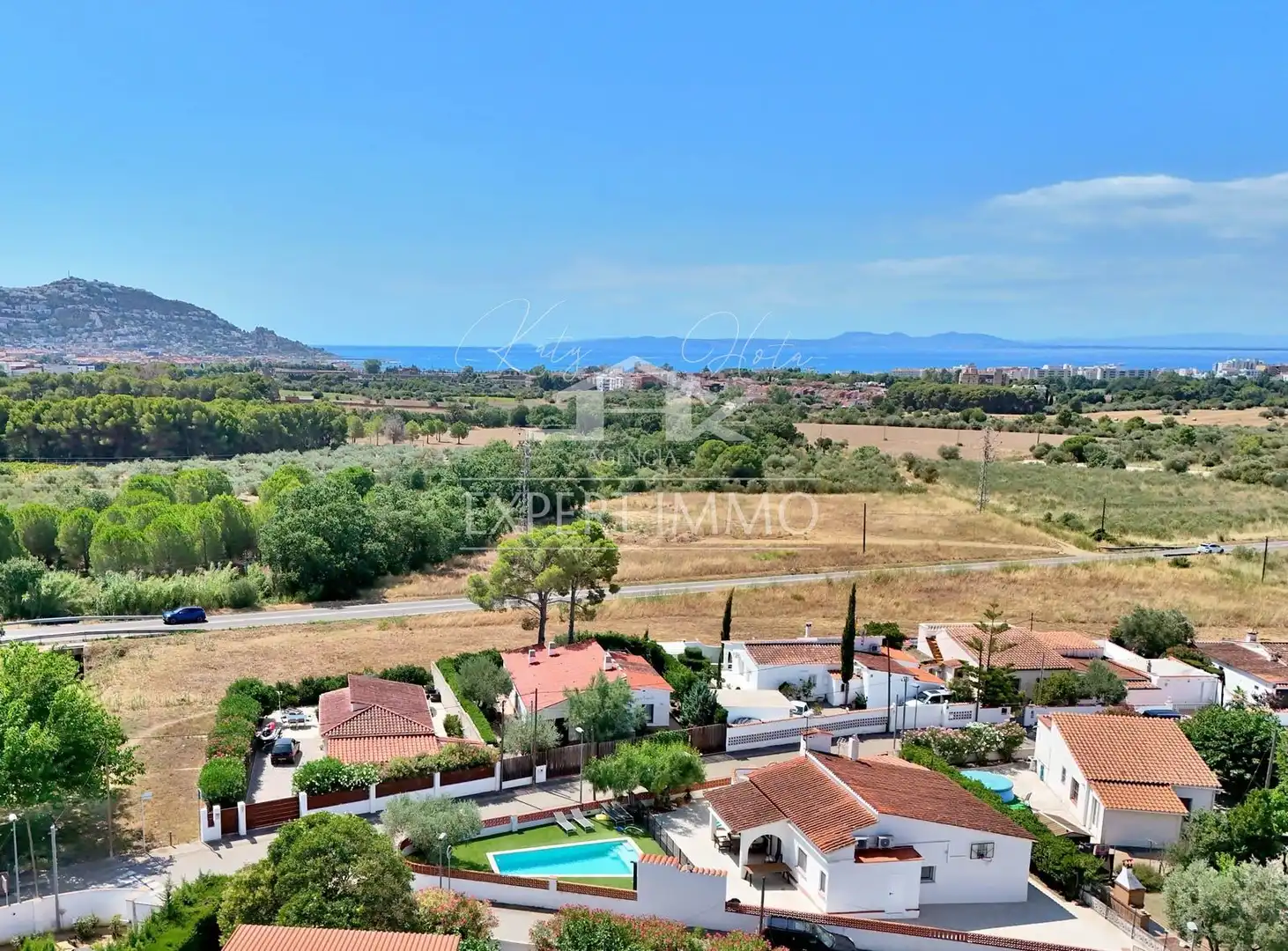 Vista exterior de Casa o xalet en venda en Roses amb Aire condicionat, Calefacció i Jardí privat
