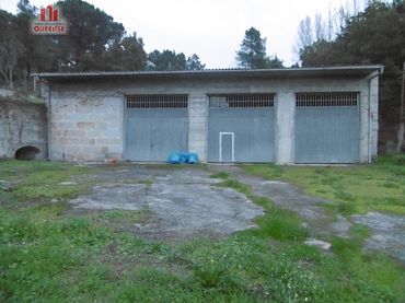Nave industrial en venta en As Lagoas