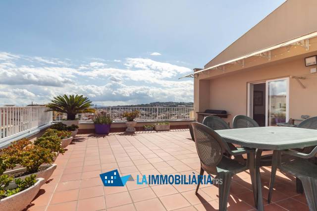 Ático en Venta en La Maurina