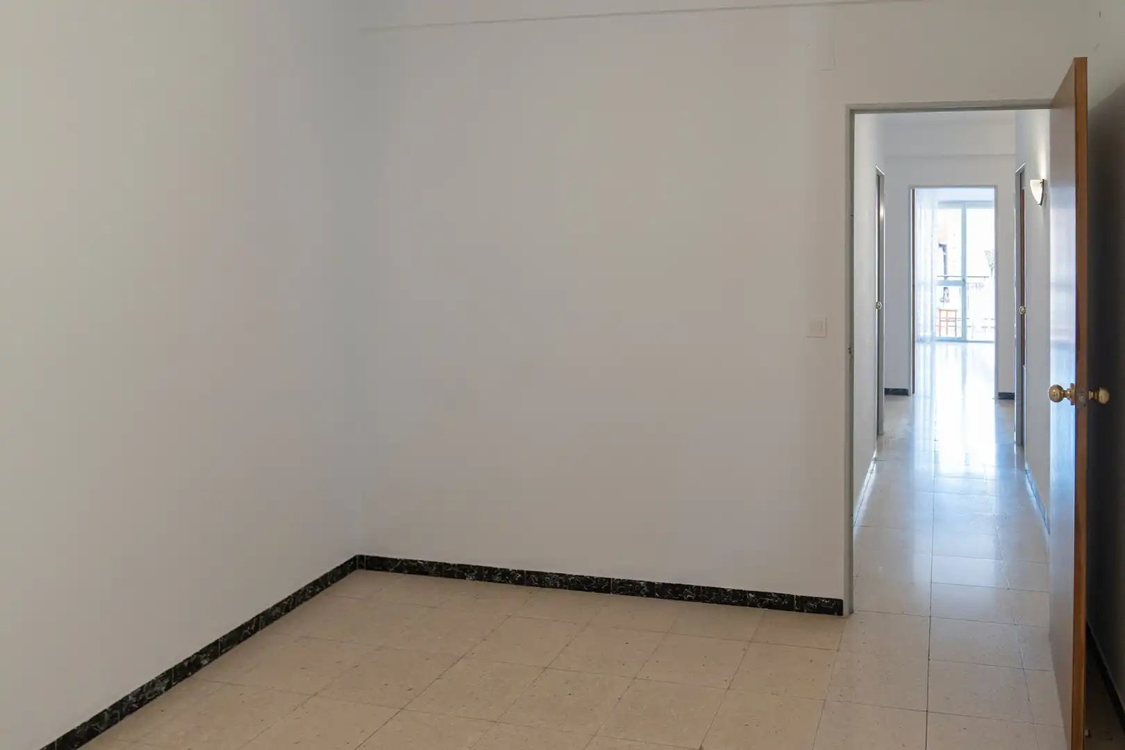 Wohnung zum Verkauf in Quintanar de la Orden mit Parkett, Terrasse und Möbliert