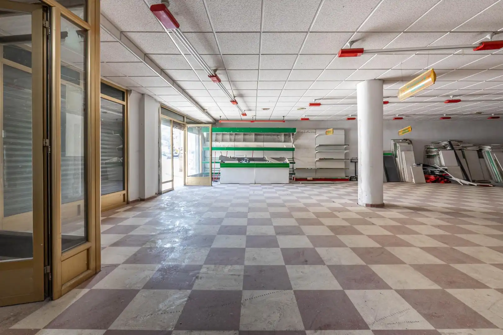 Local comercial en venta en Avenida SIERRA NEVADA, imagen 19