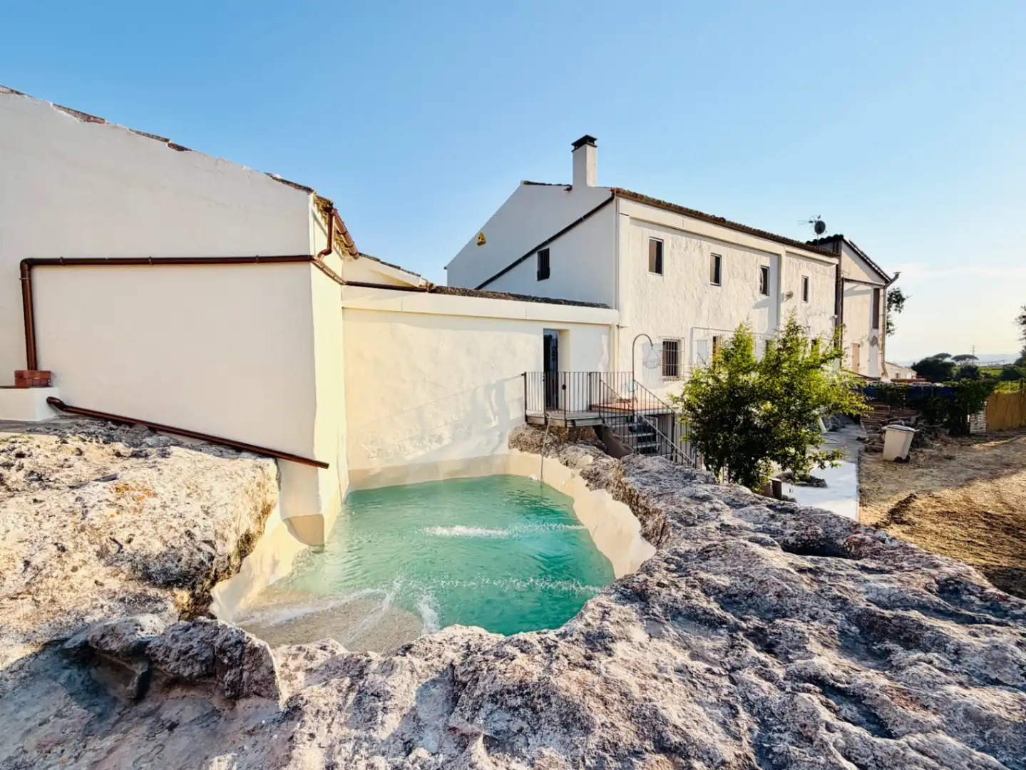 Piscina de Finca rústica de lloguer en Canyelles amb Aire condicionat, Calefacció i Jardí privat