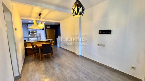 Foto 3 de Planta baixa en venda a Juan de la Cierva, Madrid