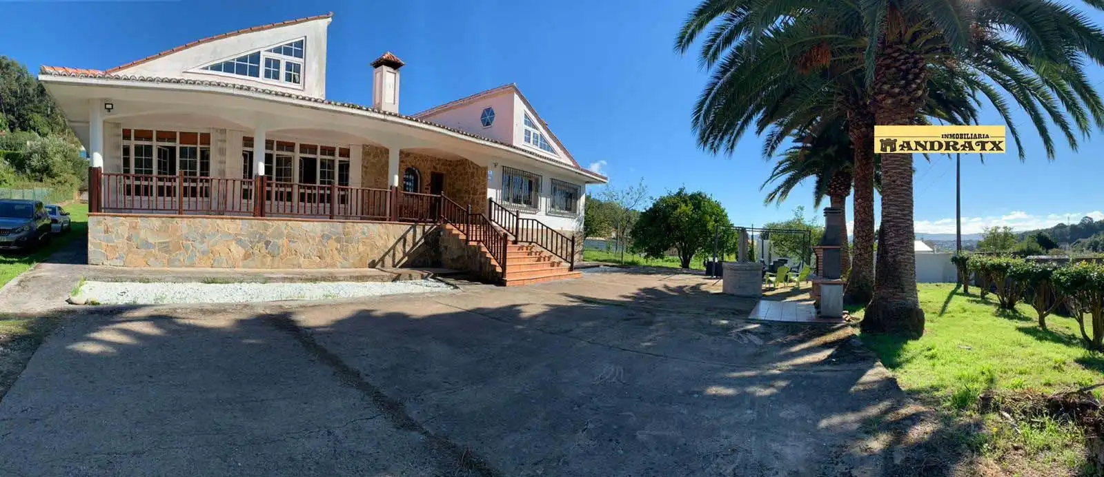 Vista exterior de Casa o xalet en venda en Ferrol amb Calefacció, Terrassa i Traster
