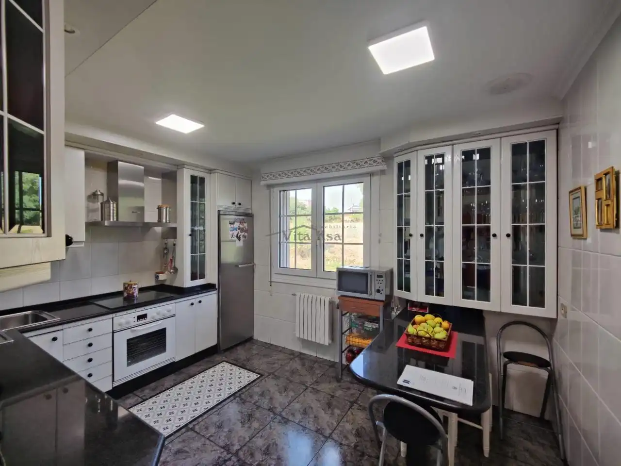 Kitchen of Houses for sale in Ourense Capital   with Heating, Private garden and Swimming Pool
