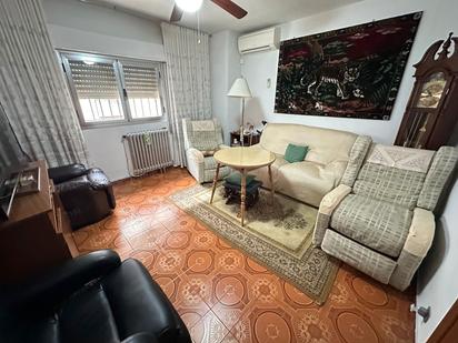 Living room of House or chalet for sale in Parla  with Air Conditioner, Heating and Terrace