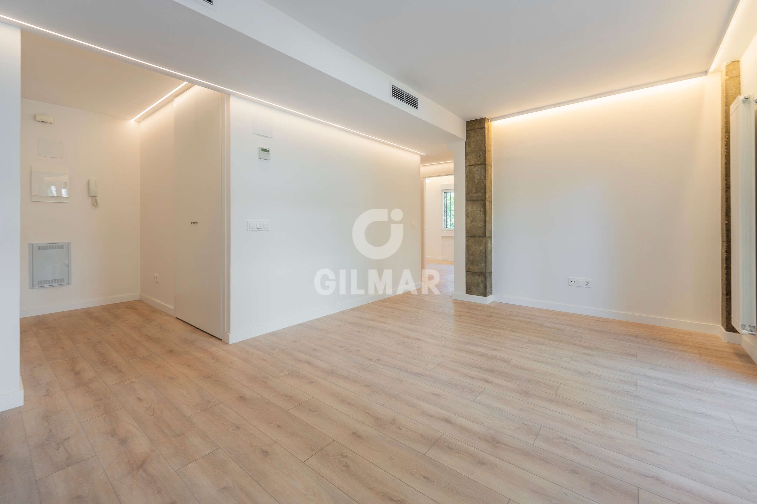 Bedroom of Flat for sale in  Madrid Capital  with Heating and Balcony