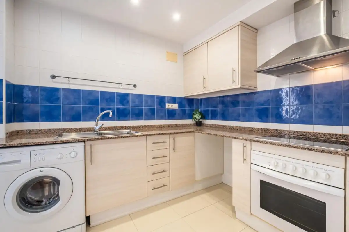 Cuina de Apartament per a compartir en Benalúa - Babel