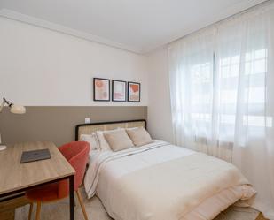 Bedroom of Apartment to share in  Madrid Capital  with Furnished, Oven and Washing machine