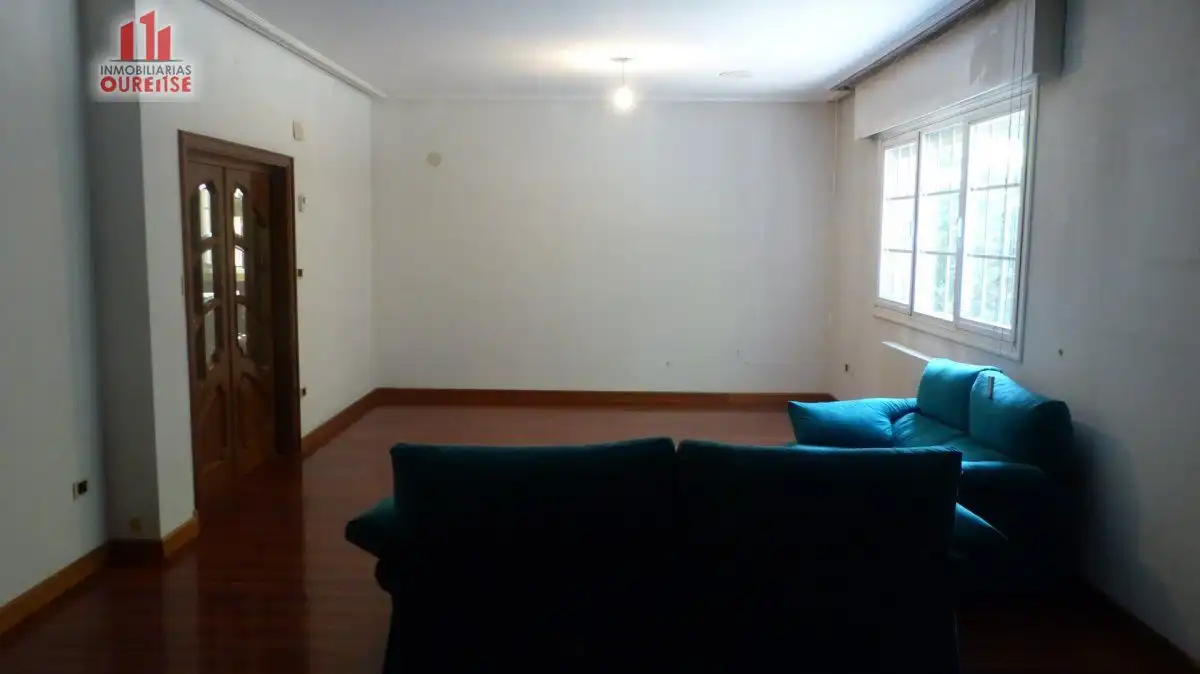 Living room of Houses for sale in Ourense Capital   with Heating, Terrace and Storage room