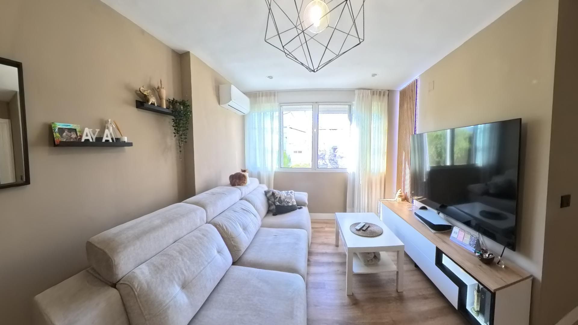 Living room of Flat for sale in Puerto Real  with Air Conditioner and Heating