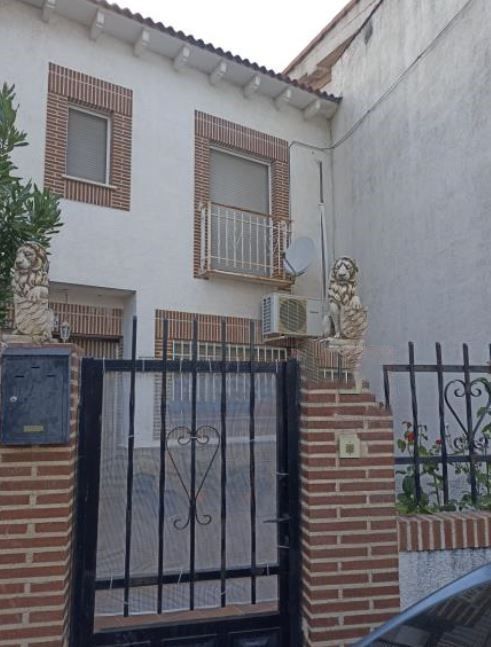 Exterior view of Single-family semi-detached for sale in El Álamo