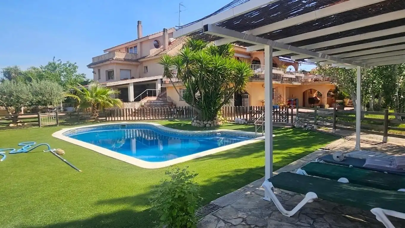 Casa amb piscina en venda a Can Rial, imagen 46