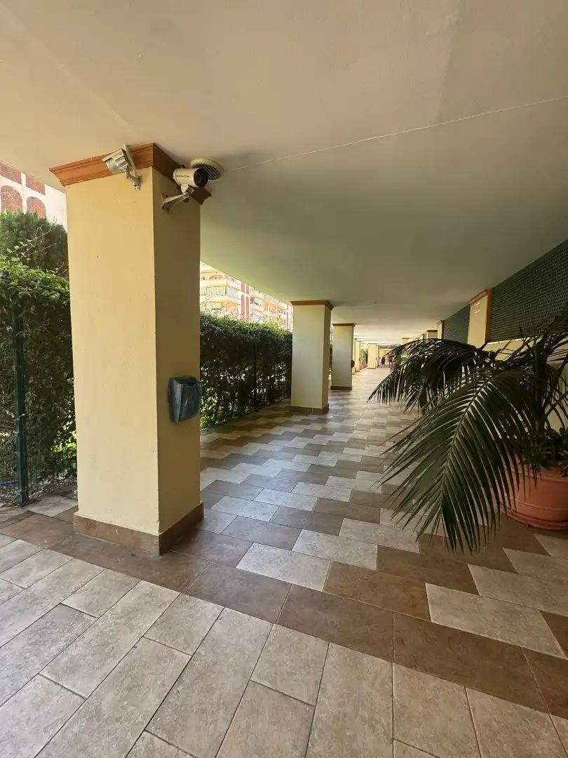 Flat for sale in Fuengirola  with Air Conditioner, Terrace and Furnished