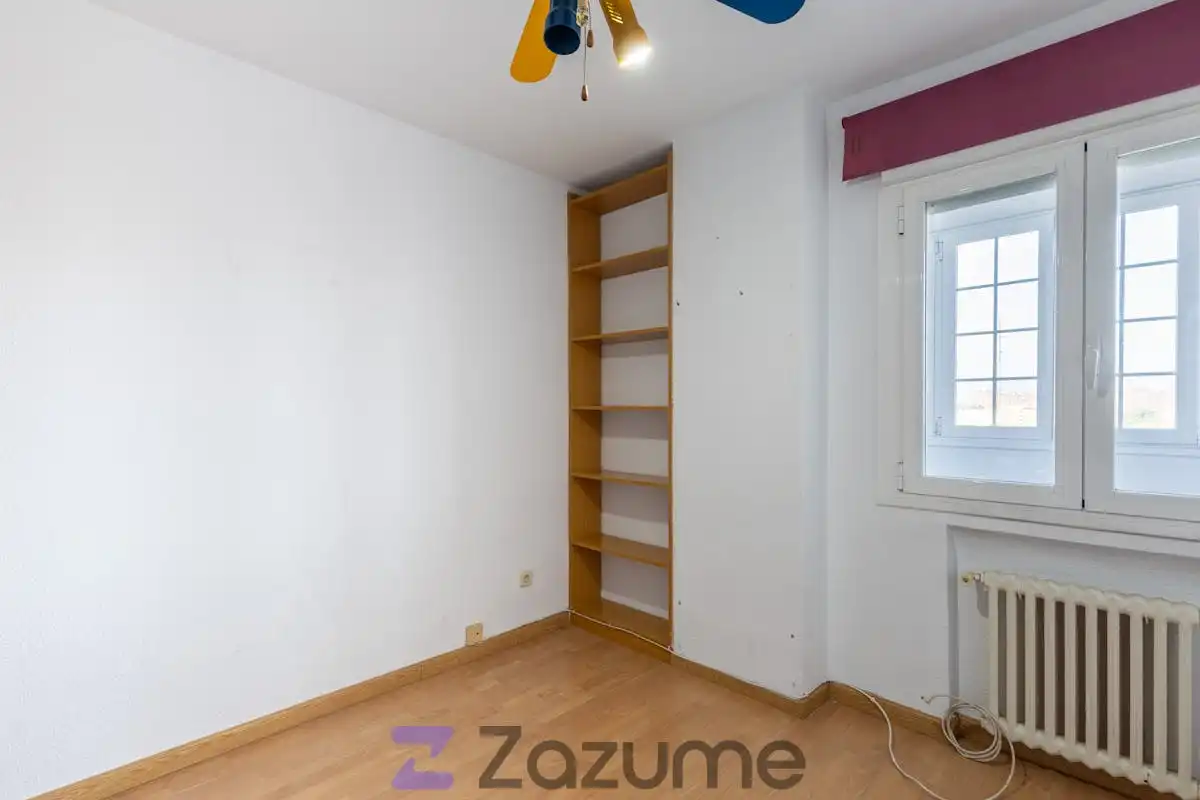 Wohnung zur Miete in Av. del Dr. García Tapia, Marroquina