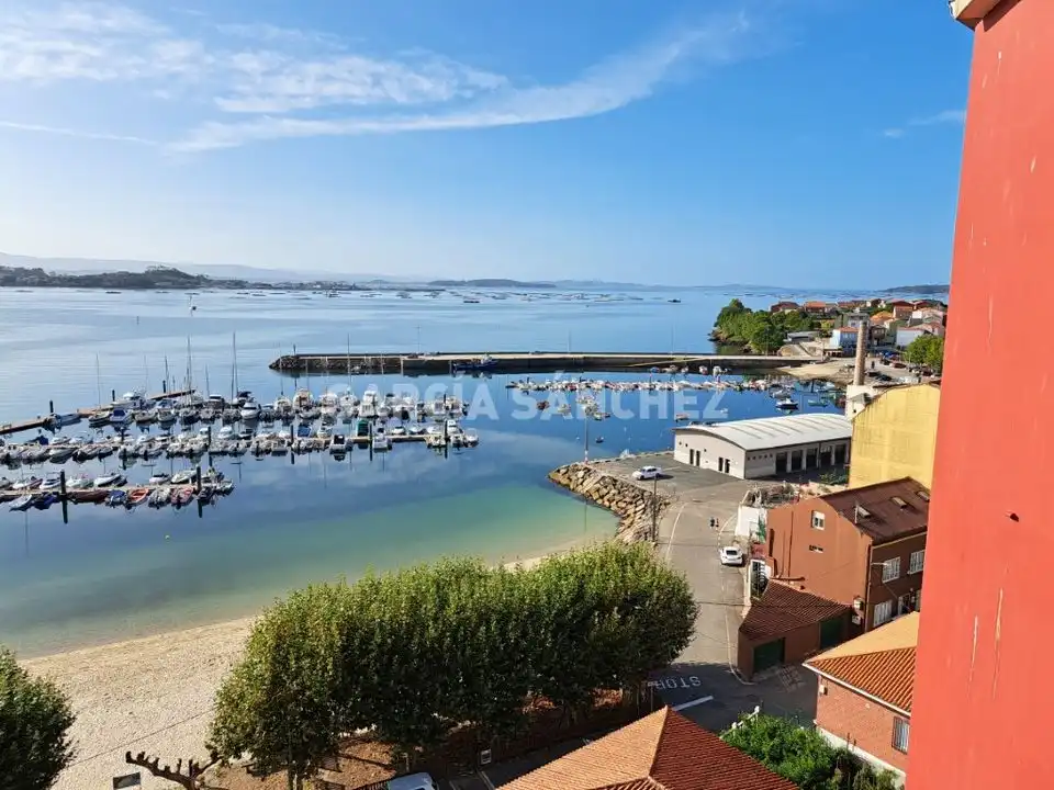 Apartments for sale in Boiro  with Terrace, Storage room and Furnished