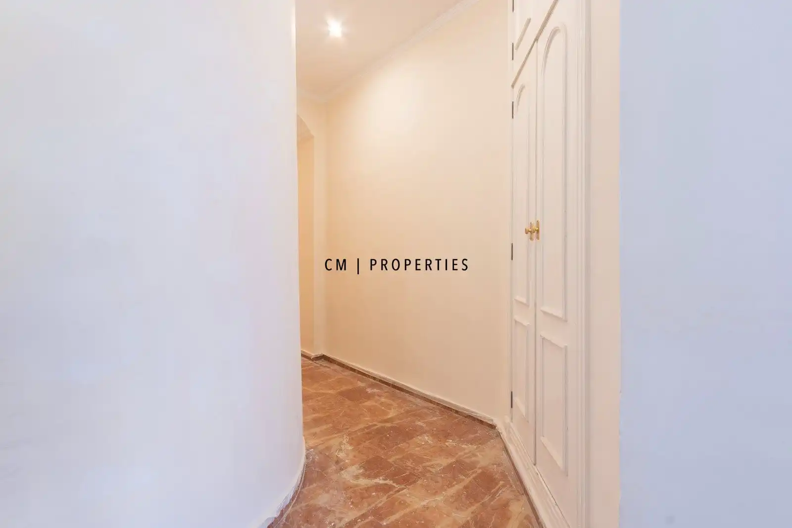 Flat for rent in Valencia  with Air Conditioner, Heating and Terrace