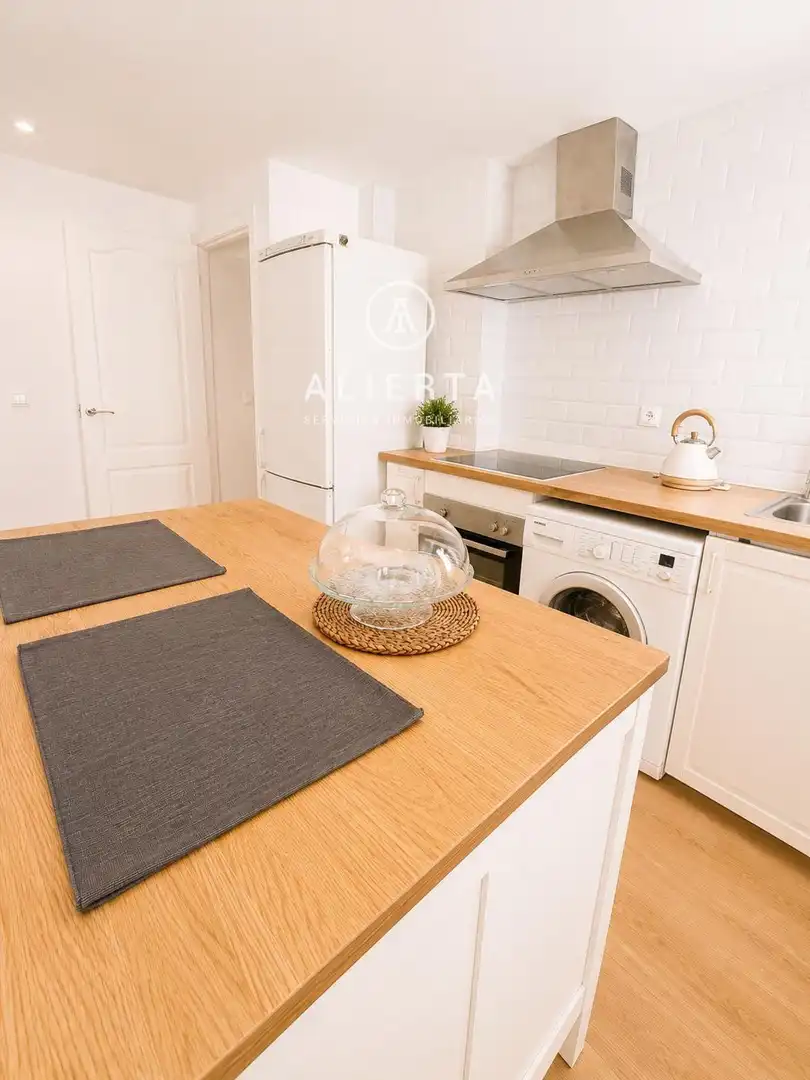 Kitchen of Flat for sale in Zaragoza