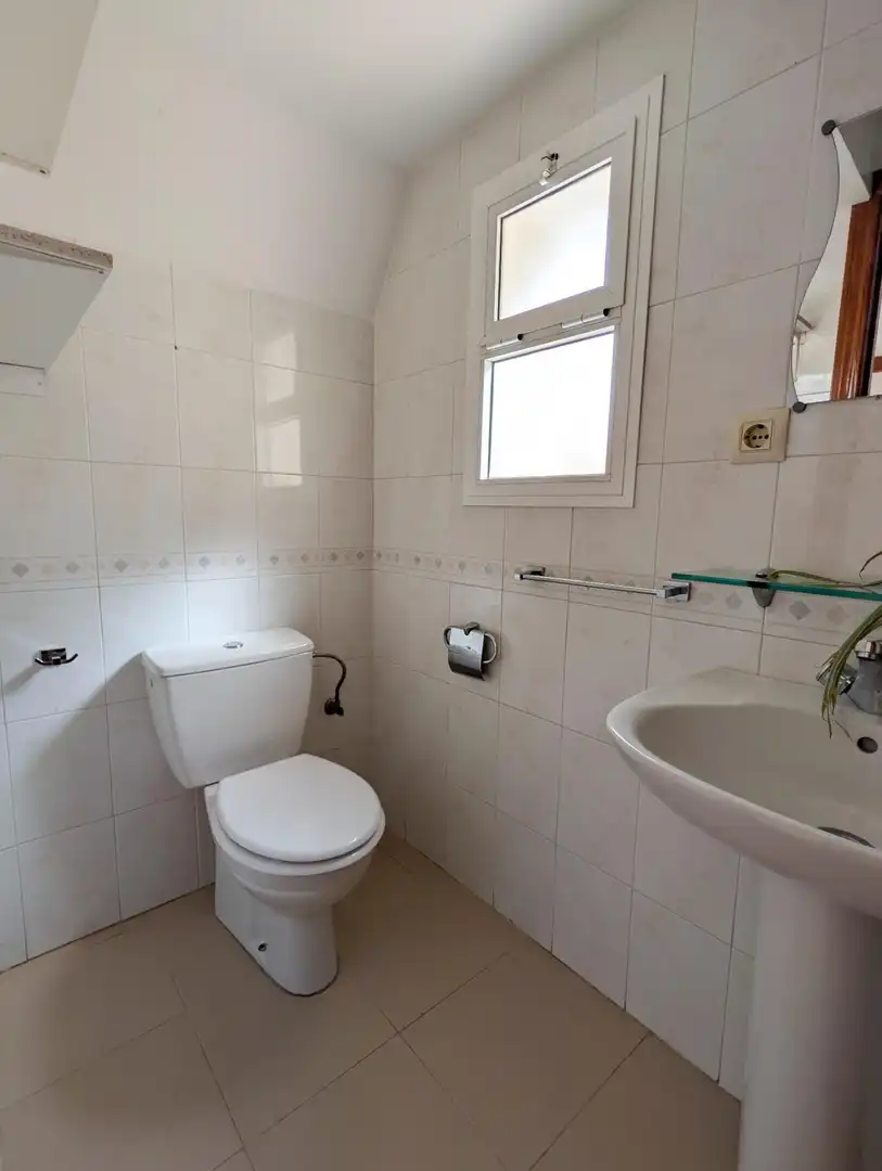 Casa amb jardí en venda a Sanlúcar la Mayor, imagen 8