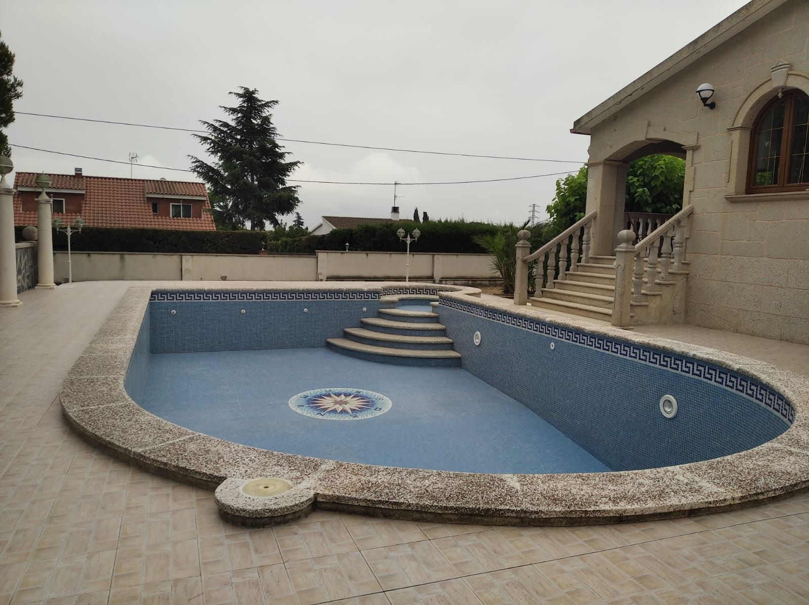 Piscina de Casa o xalet en venda en Alcover amb Calefacció, Jardí privat i Parquet