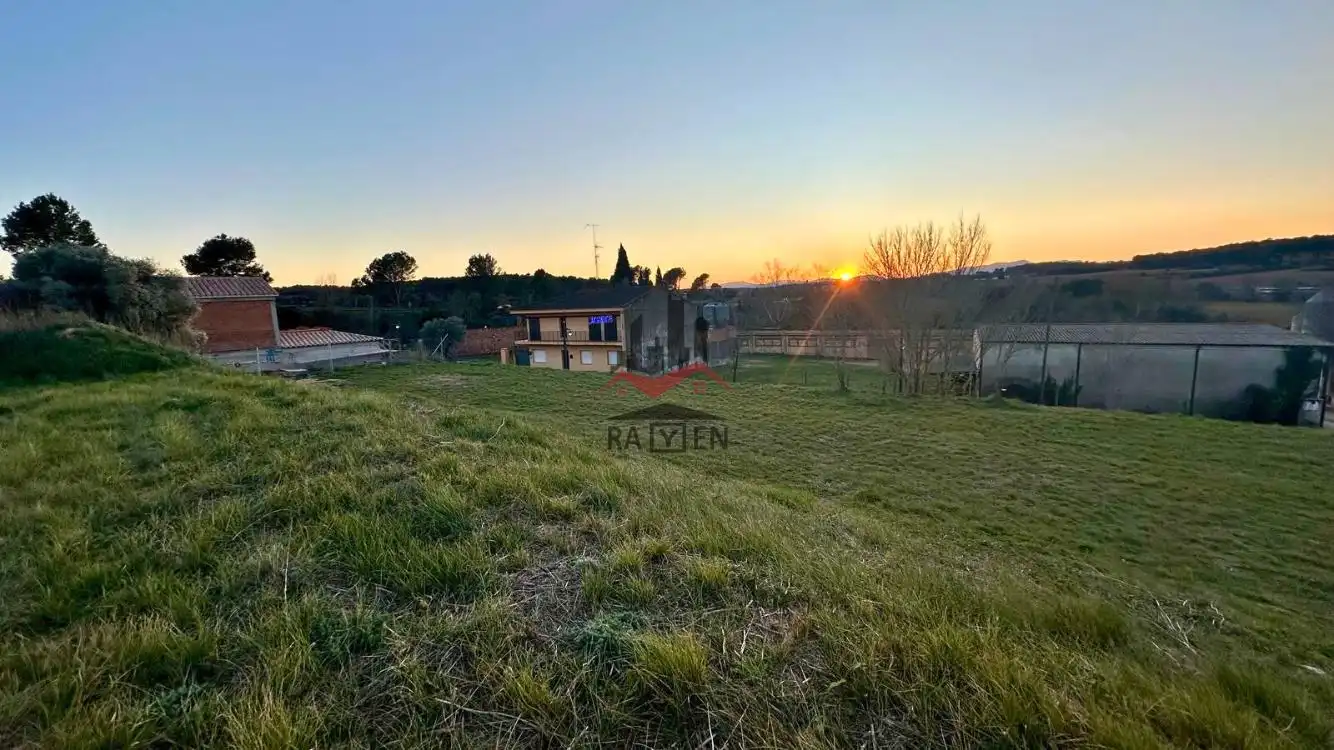 Residencial en venta en de les Eres, Saus, Camallera i Llampaies