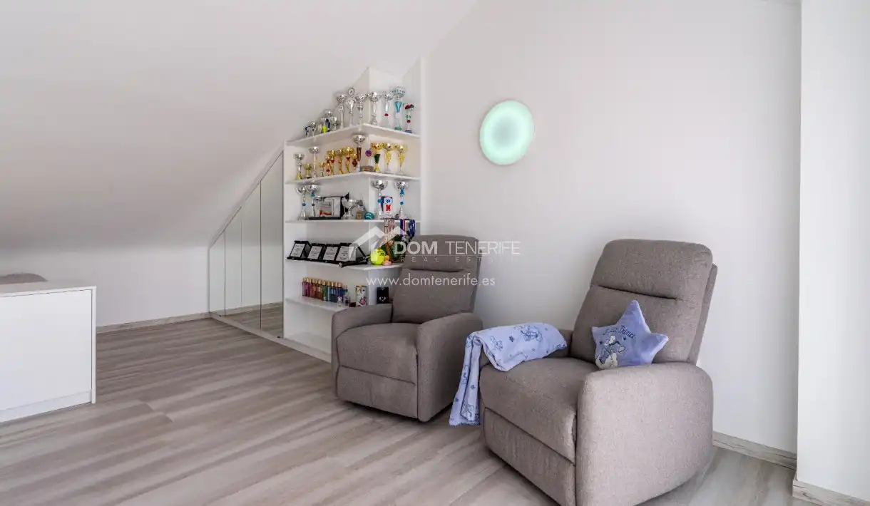 Sala de estar de Casa o chalet en venta en Arona con Aire acondicionado, Terraza y Trastero