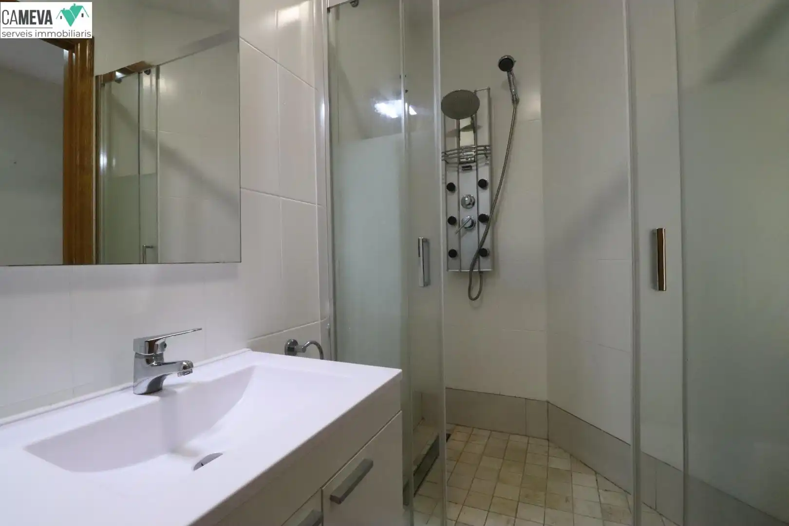 Bany de Dúplex en venda en Sabadell amb Aire condicionat, Calefacció i Parquet