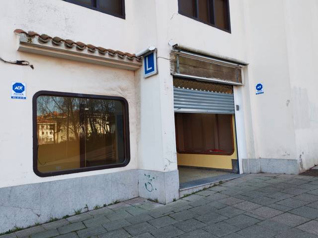 Local comercial en Alquiler en El Minero Hiribidea en Abanto y Ciérvana-Abanto Zierbena