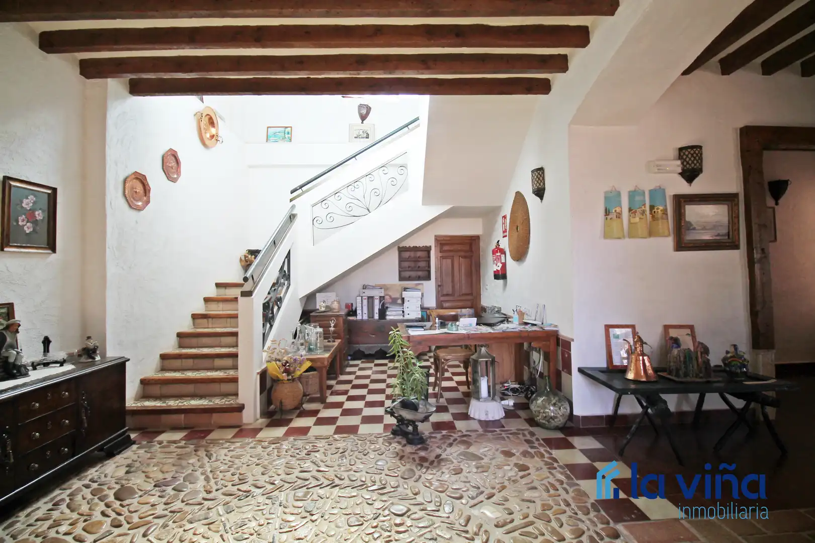 Finca rústica en venta en Martín de la Jara con Aire acondicionado, Jardín privado y Trastero